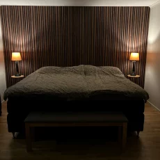 Barcode Diamond Walnut in bedroom